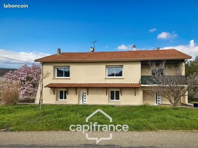 Maison 6 pièces 222 m²