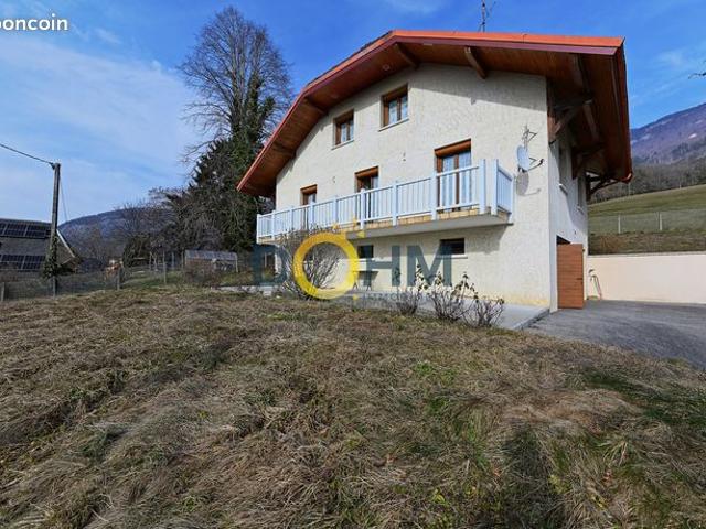 Maison 6 pièces 223 m²