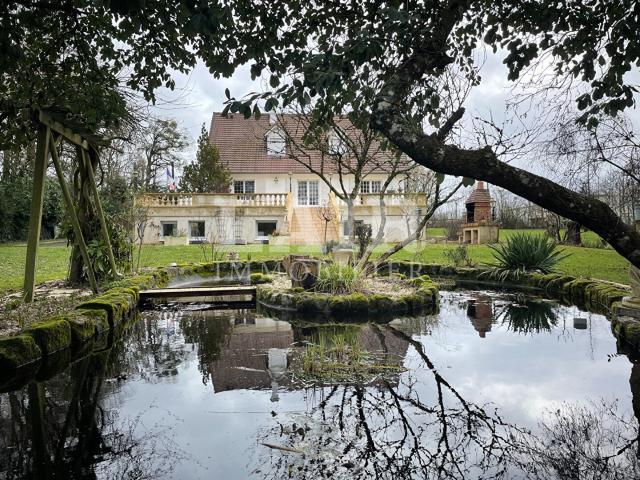 Maison 6 pièces 223 m²