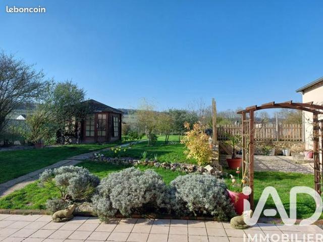 Maison 6 pièces 223 m²