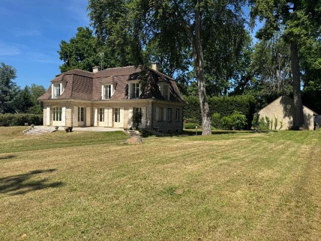 Maison 6 pièces 223 m²