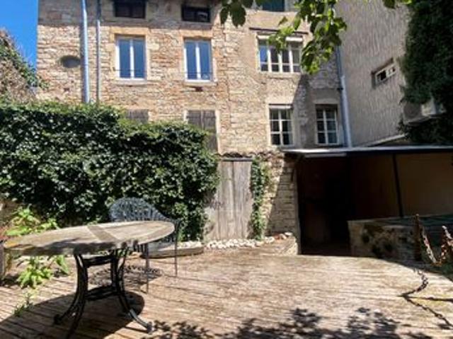 Maison 6 pièces 223 m²