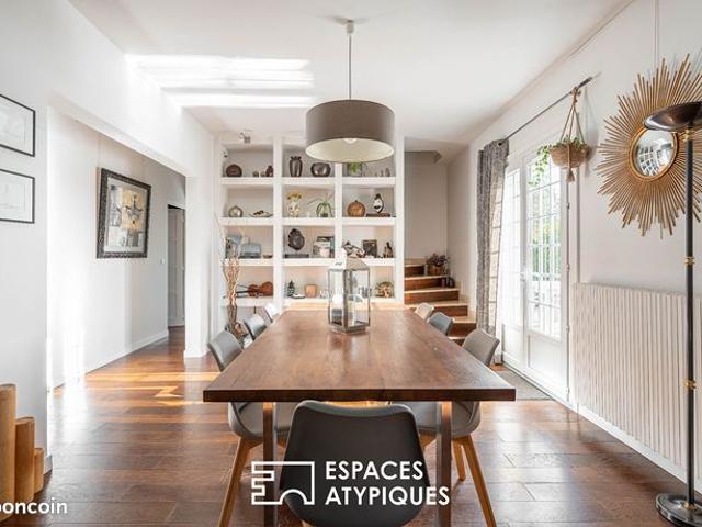 Maison 6 pièces 234 m²