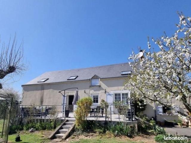 Maison 6 pièces 234 m²