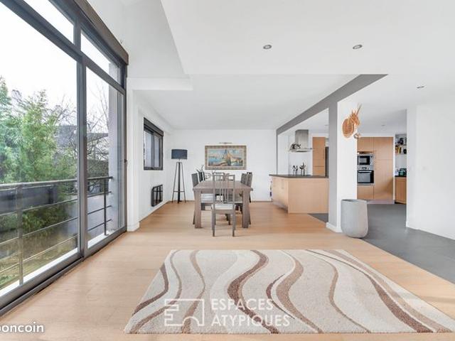 Maison 6 pièces 234 m²