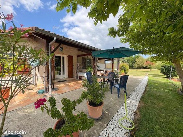 Maison 6 pièces 235 m²