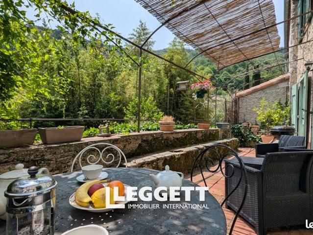 Maison 6 pièces 235 m²