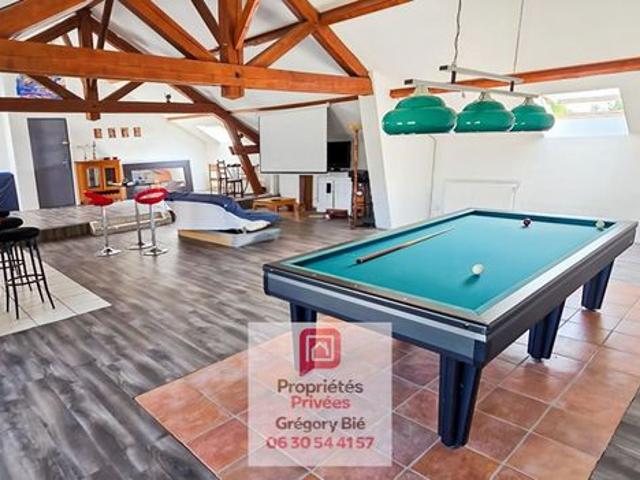 Maison 6 pièces 235 m²
