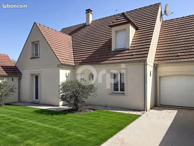 Maison 6 pièces 235 m²