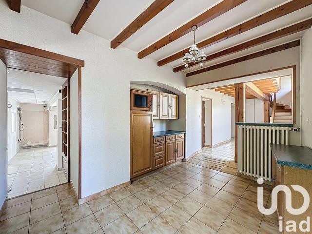 Maison 6 pièces 235 m²