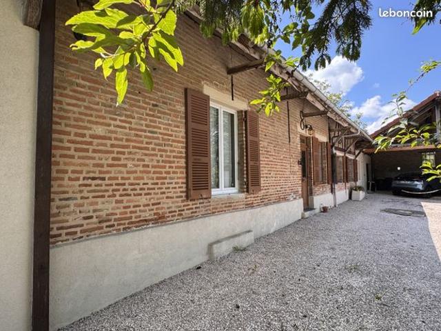 Maison 6 pièces 235 m²