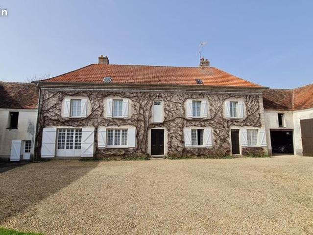 Maison 6 pièces 235 m²