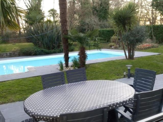 Maison 6 pièces 235 m²