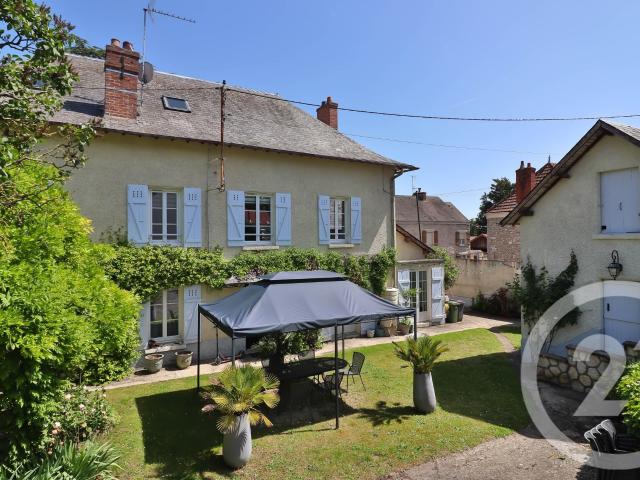 Maison 6 pièces 236 m²