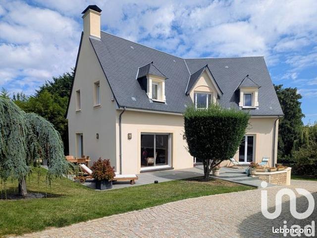 Maison 6 pièces 236 m²