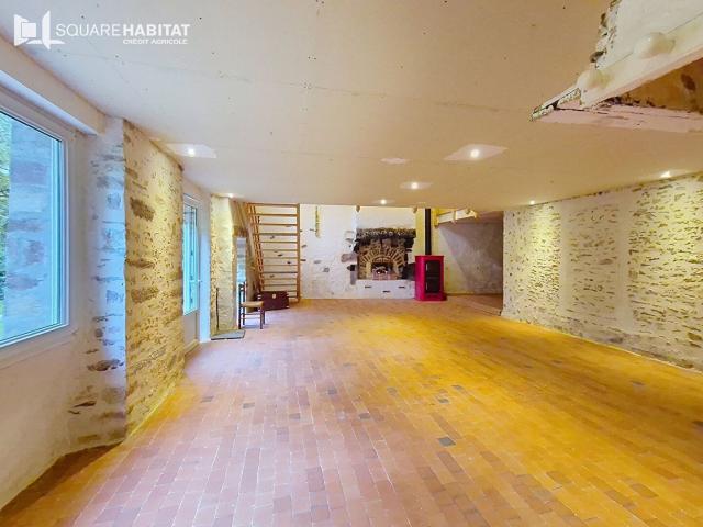 Maison 6 pièces 236 m²