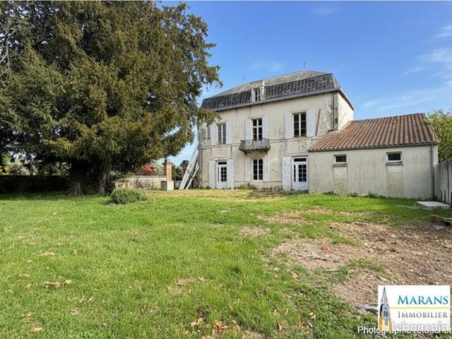Maison 6 pièces 237 m²