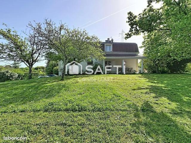 Maison 6 pièces 237 m²