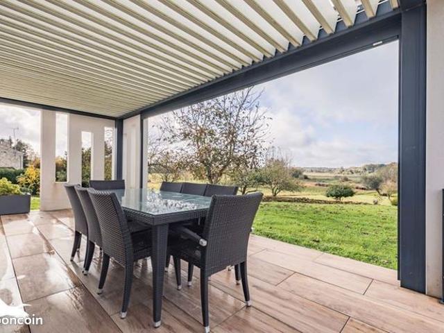 Maison 6 pièces 237 m²