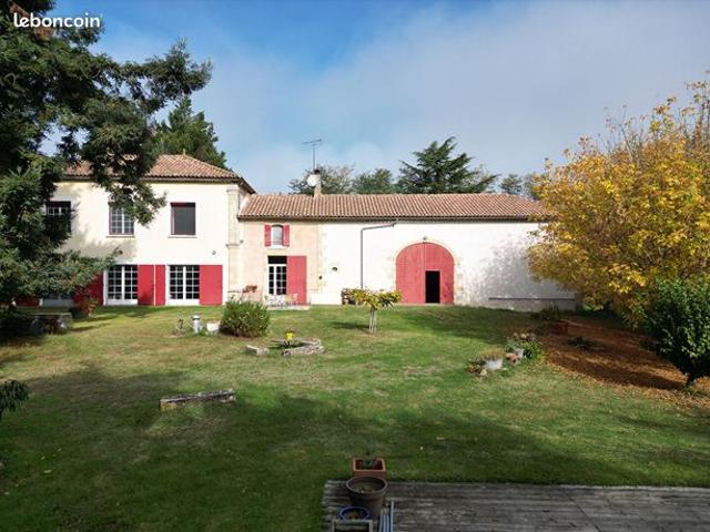 Maison 6 pièces 237 m²