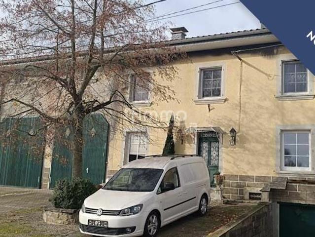 Maison 6 pièces 237 m²