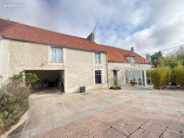 Maison 6 pièces 237 m²