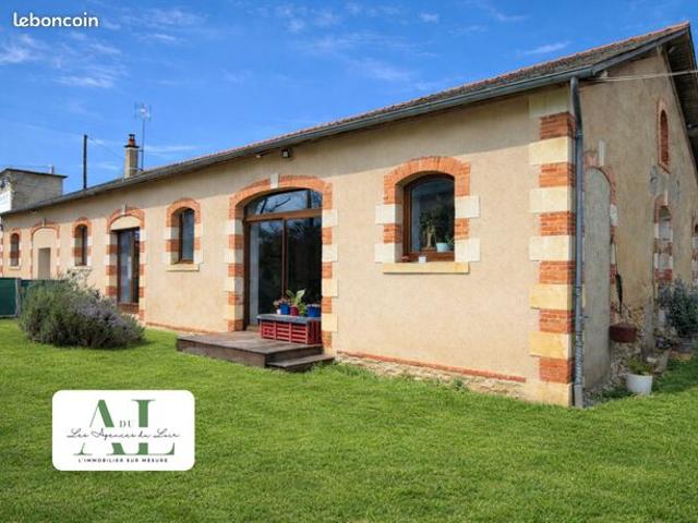 Maison 6 pièces 238 m²