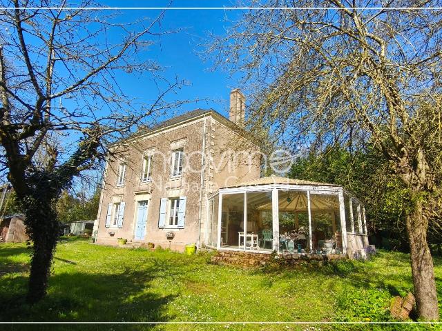 Maison 6 pièces 239 m²