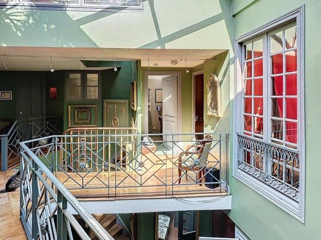 Maison 6 pièces 230 m²