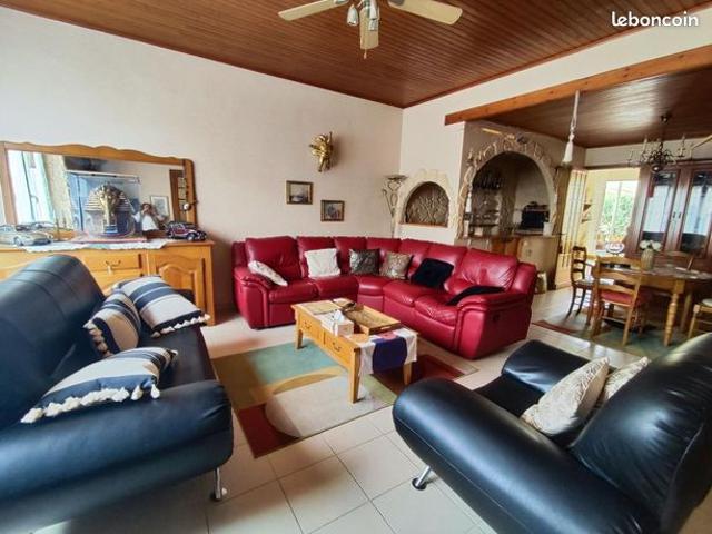 Maison 6 pièces 230 m²