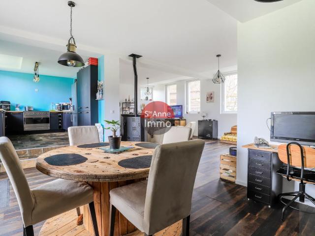 Maison 6 pièces 230 m²