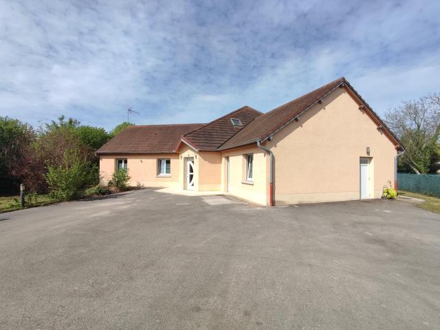 Maison 6 pièces 230 m²