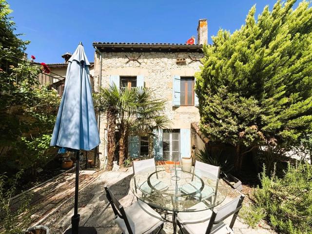 Maison 6 pièces 230 m²