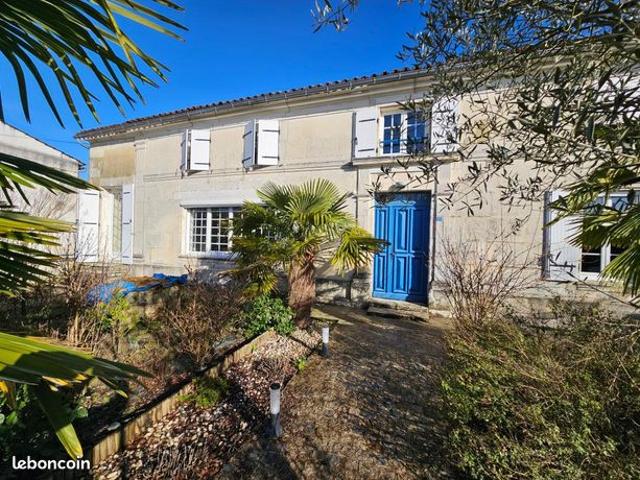 Maison 6 pièces 230 m²