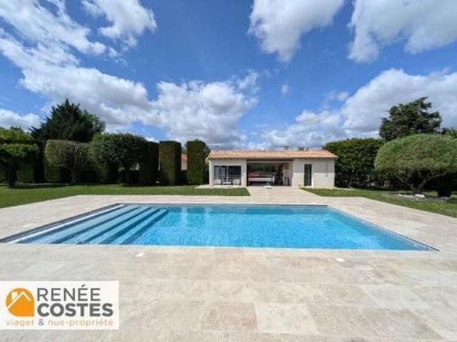 Maison 6 pièces 230 m²
