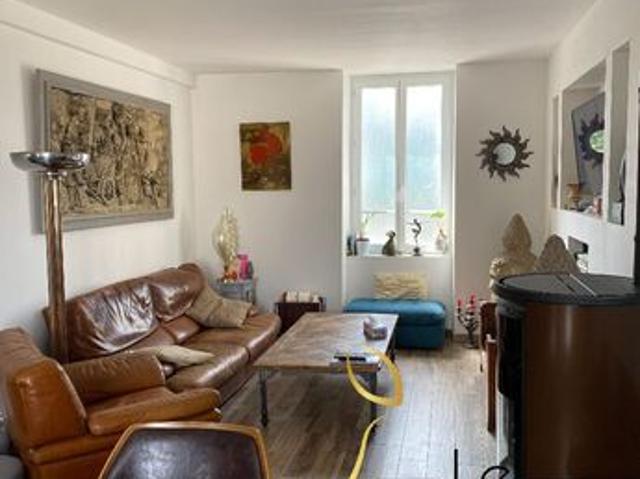 Maison 6 pièces 230 m²