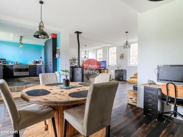 Maison 6 pièces 230 m²
