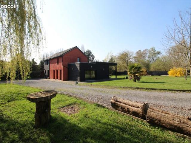 Maison 6 pièces 230 m²