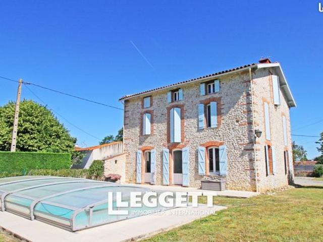 Maison 6 pièces 230 m²