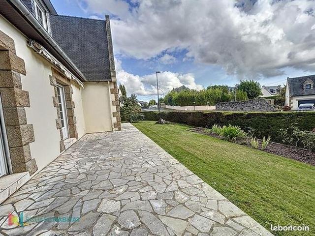 Maison 6 pièces 230 m²