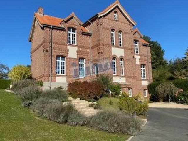 Maison 6 pièces 230 m²
