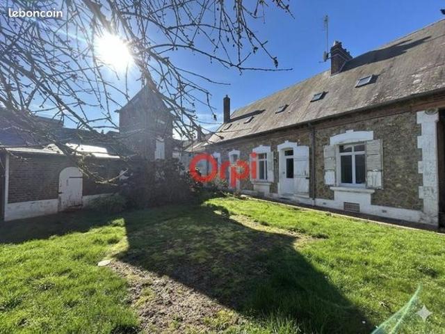 Maison 6 pièces 230 m²