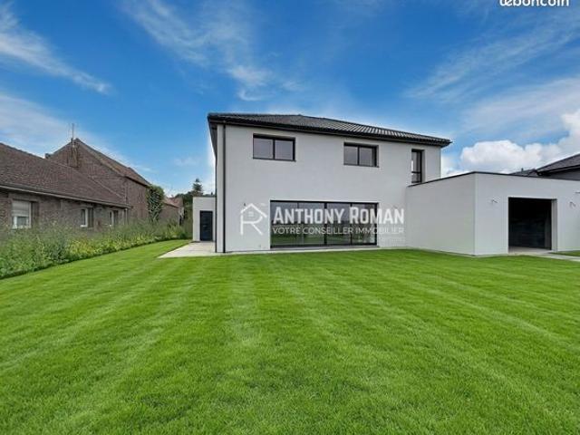 Maison 6 pièces 230 m²