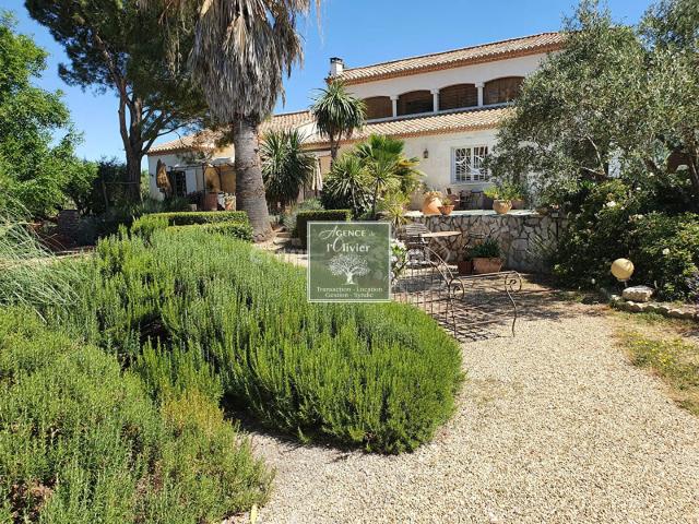 Maison 6 pièces 230 m²