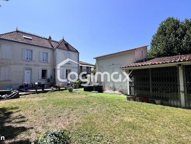 Maison 6 pièces 230 m²