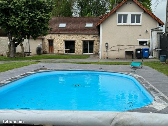Maison 6 pièces 230 m²