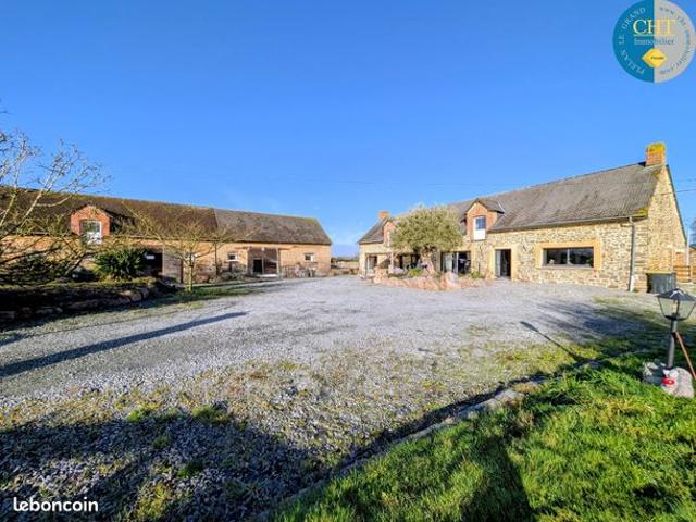 Maison 6 pièces 230 m²