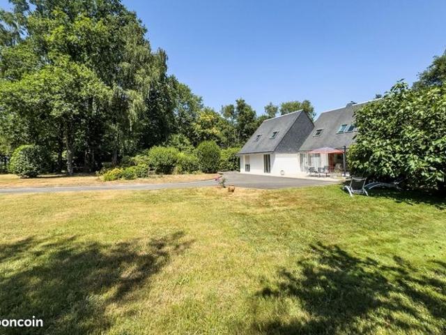 Maison 6 pièces 230 m²