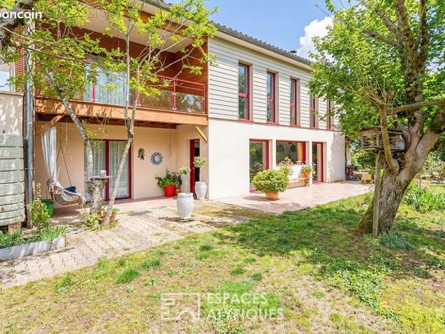 Maison 6 pièces 231 m²