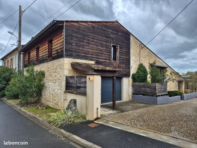 Maison 6 pièces 231 m²